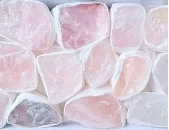 Cuarzo Rosa en Bruto - La Piedra del Amor Universal (4-6 cm)